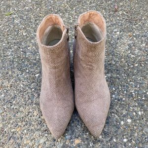 SHEIN pointy boots with heels